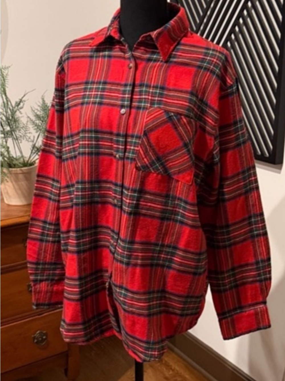 LA MIEL Red Plaid Button-Up Shirt